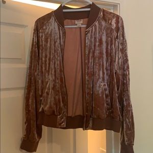 💕Rose Gold Velvet Jacket💕